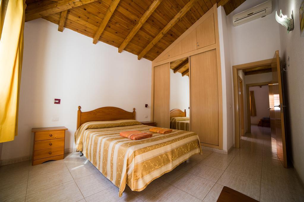 Bungalow Serenada Corralejo Bagian luar foto